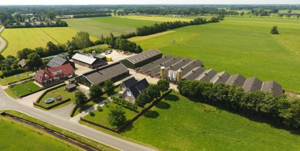 Boerderij luchtfoto FilmPloeg